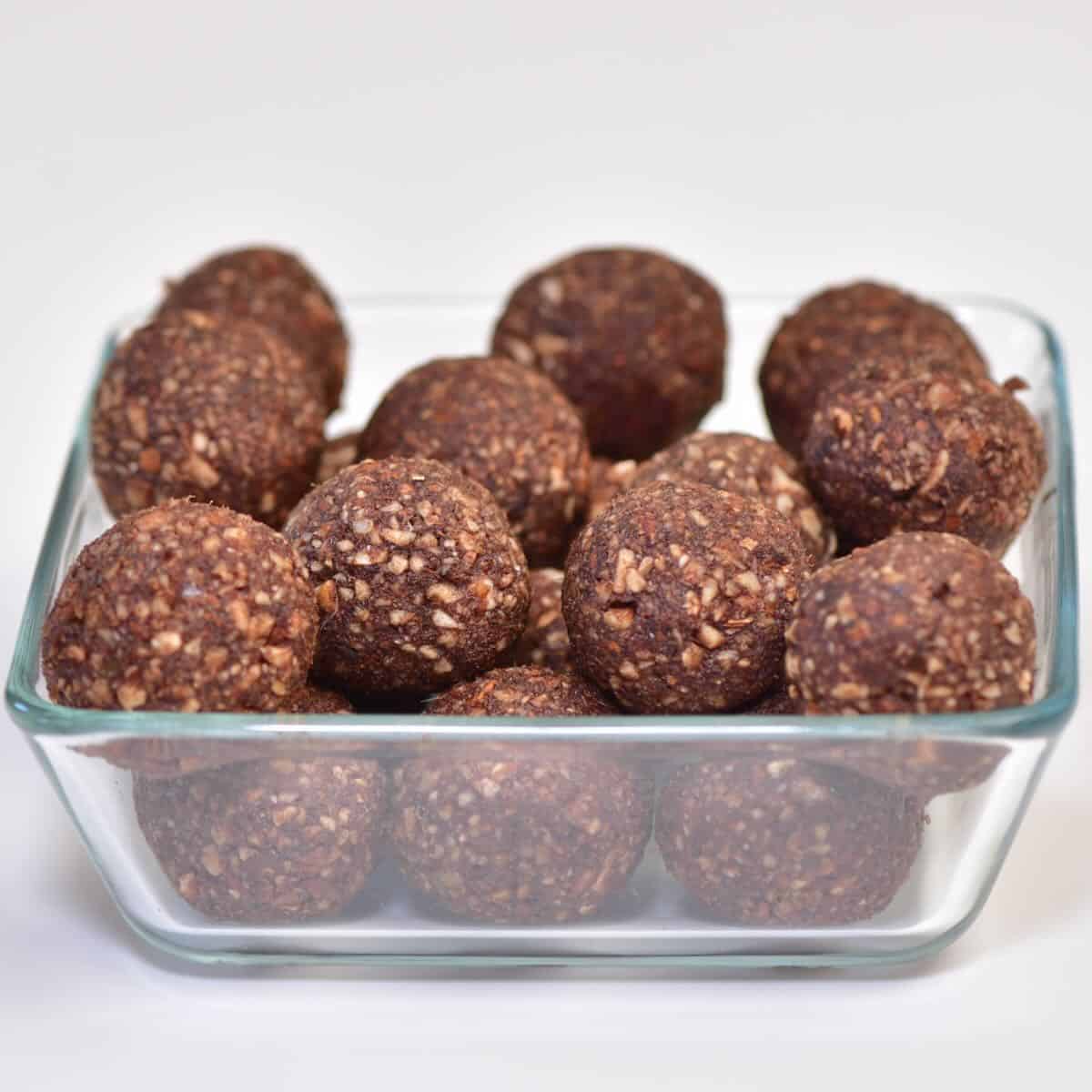 Delicious Cacao Almond Protein Balls: Your Perfect Energy Boost